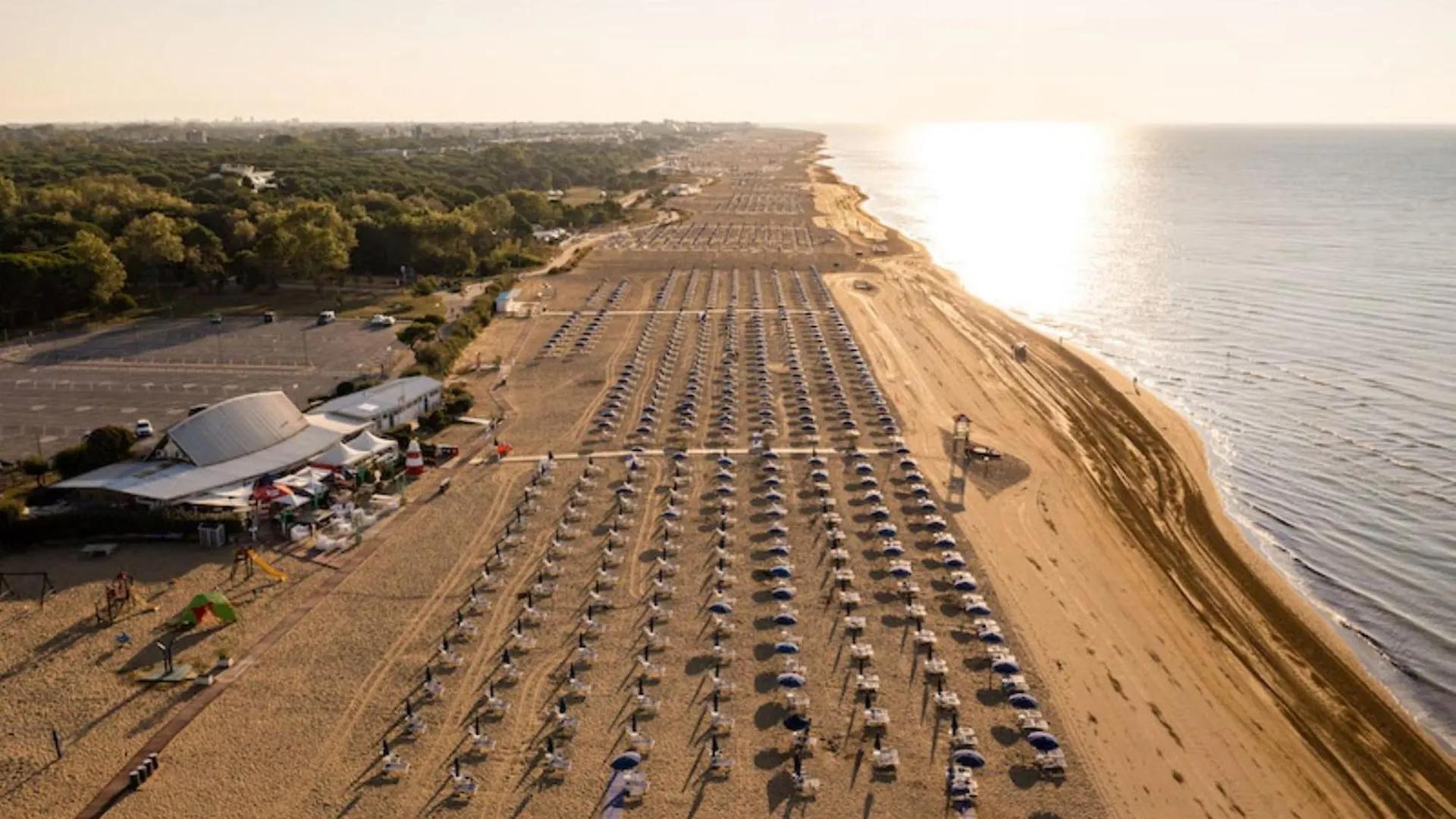 Comfortable Flat In A Excellent Location - Beahost Bibione Apartment