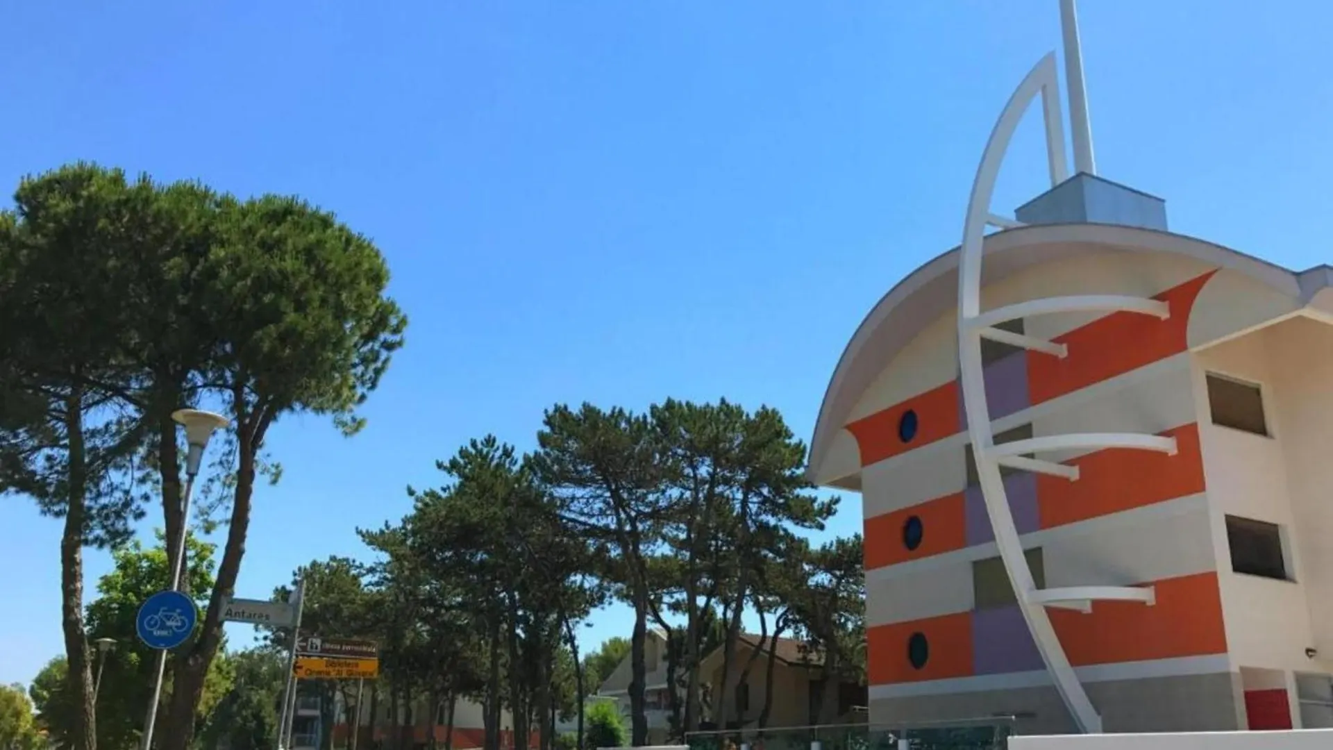 Comfortable Flat In A Excellent Location - Beahost Bibione Apartment